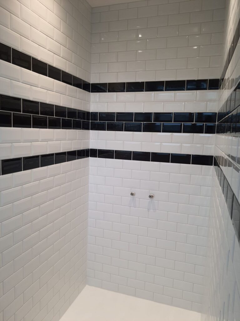 Faïence carrelage noir et blanc